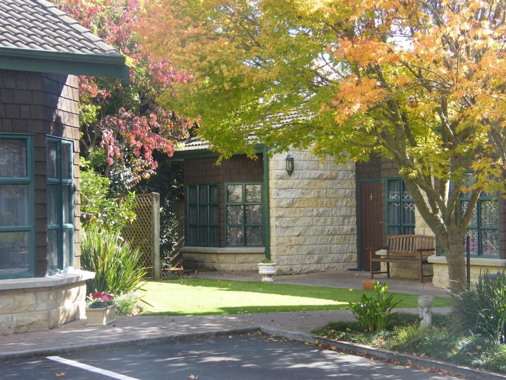Cambridge Mews Motel Exterior photo